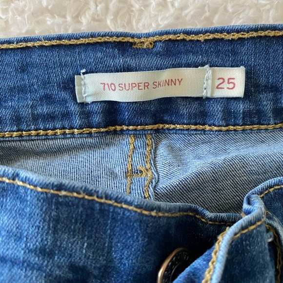 Lot of 2 Levi’s Super Skinny jeans size 25 - Picture 2 of 3